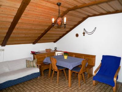 bauernhof-bayern-ferienwohnung-bayerwald-wohnraum