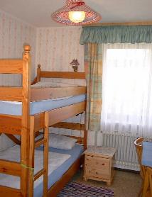 Kinderschlafzimmer mit Etagenbett