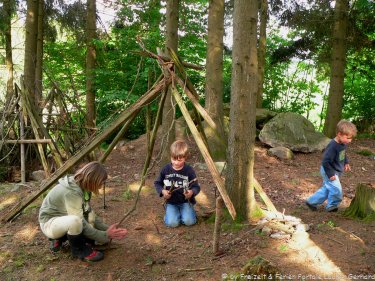 Familien mit Kinder machen Bauernhofferien in Bayern